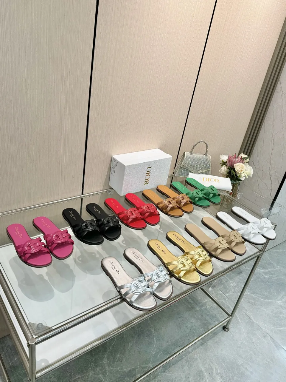 👟👟Ex-factory price 340👟👟 Dior new model, 9 colors available, cowhide fabric, code number 35-42, leather sole +40